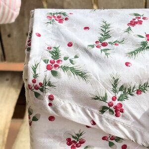 NEW Laura Ashley Cotton Percale QUEEN Size Sheet Set Mistletoe Berry Christmas
